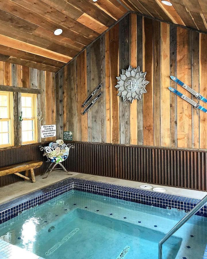 Hidden Moose Lodge Whitefish Buitenkant foto